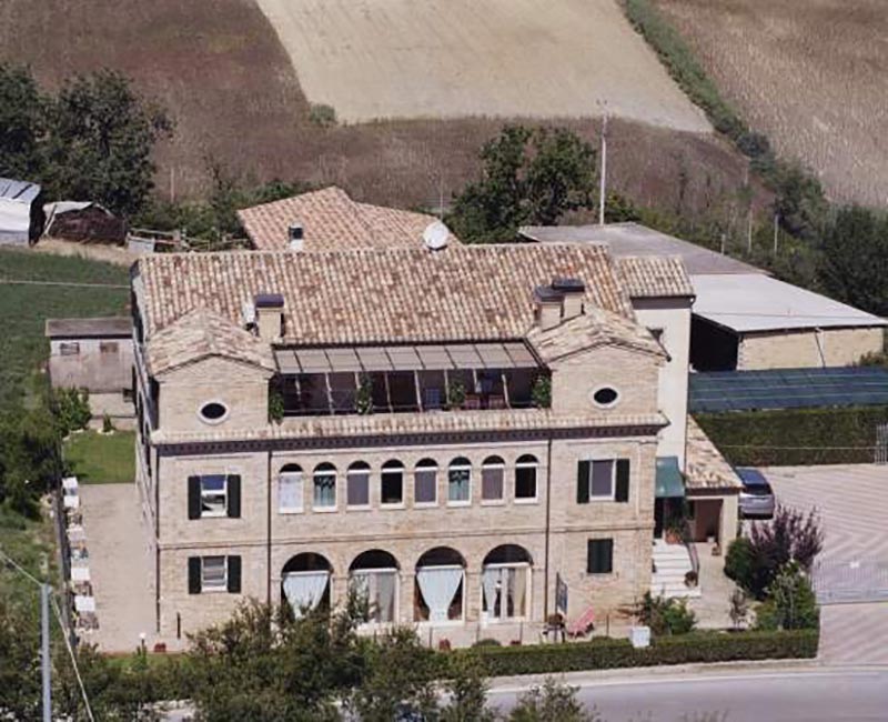 Agriturismo in campagna Lapedona